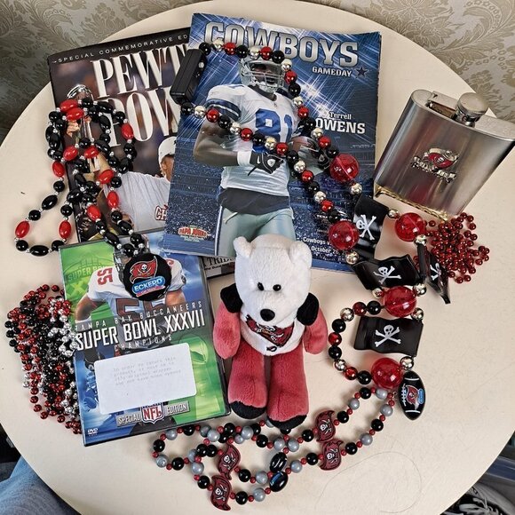 Tampa Bay Buccaneers Fan Bundle - Book, Program, DVD, Flask, Bear, Necklaces - Picture 1 of 15